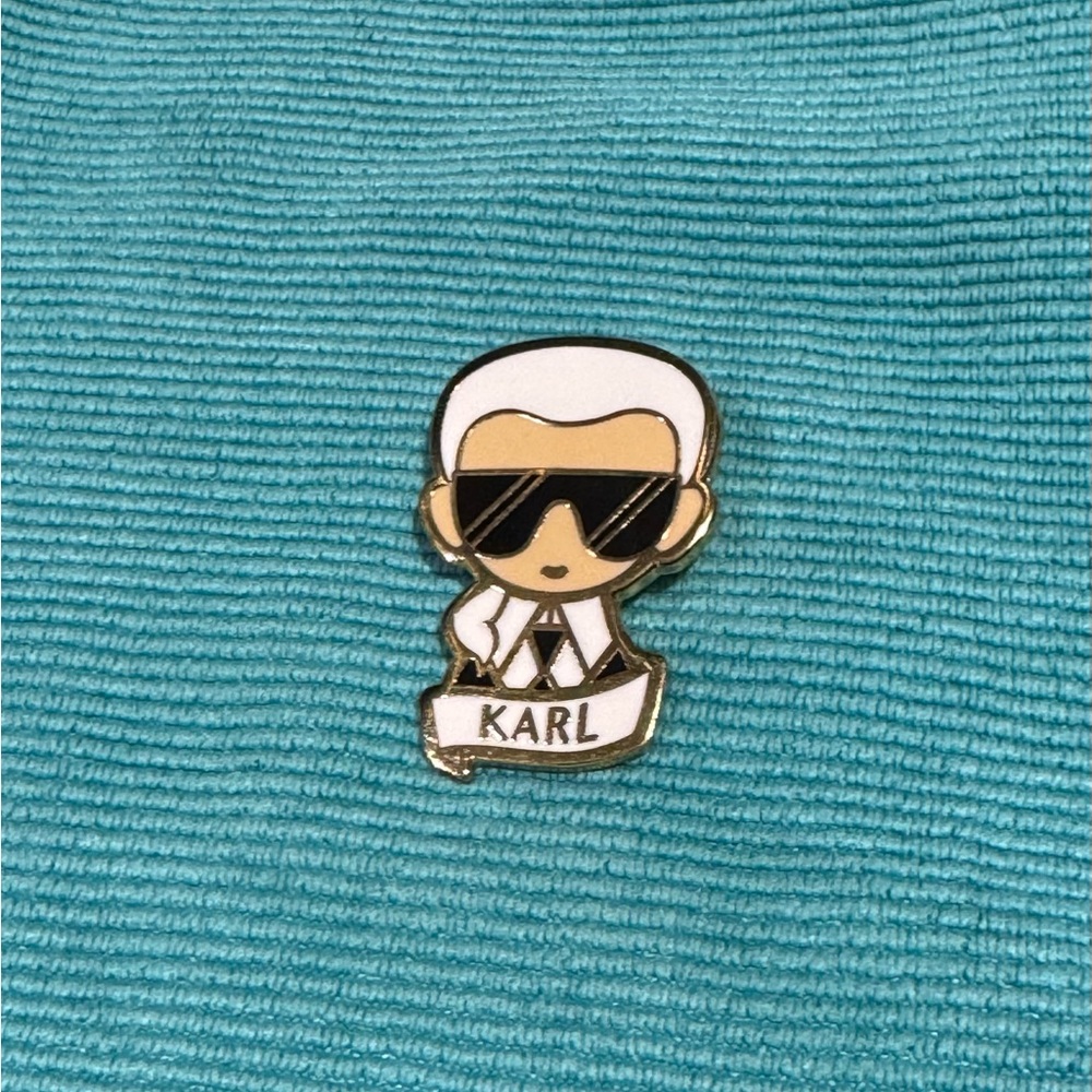 NWOT-Karl Lagerfeld pin with Black and Gold Accents